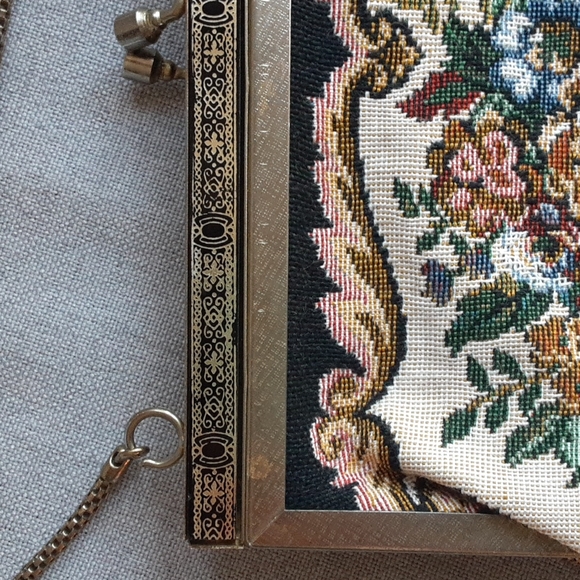 Vintage cross-stitch, carpet bag - Picture 9 of 9